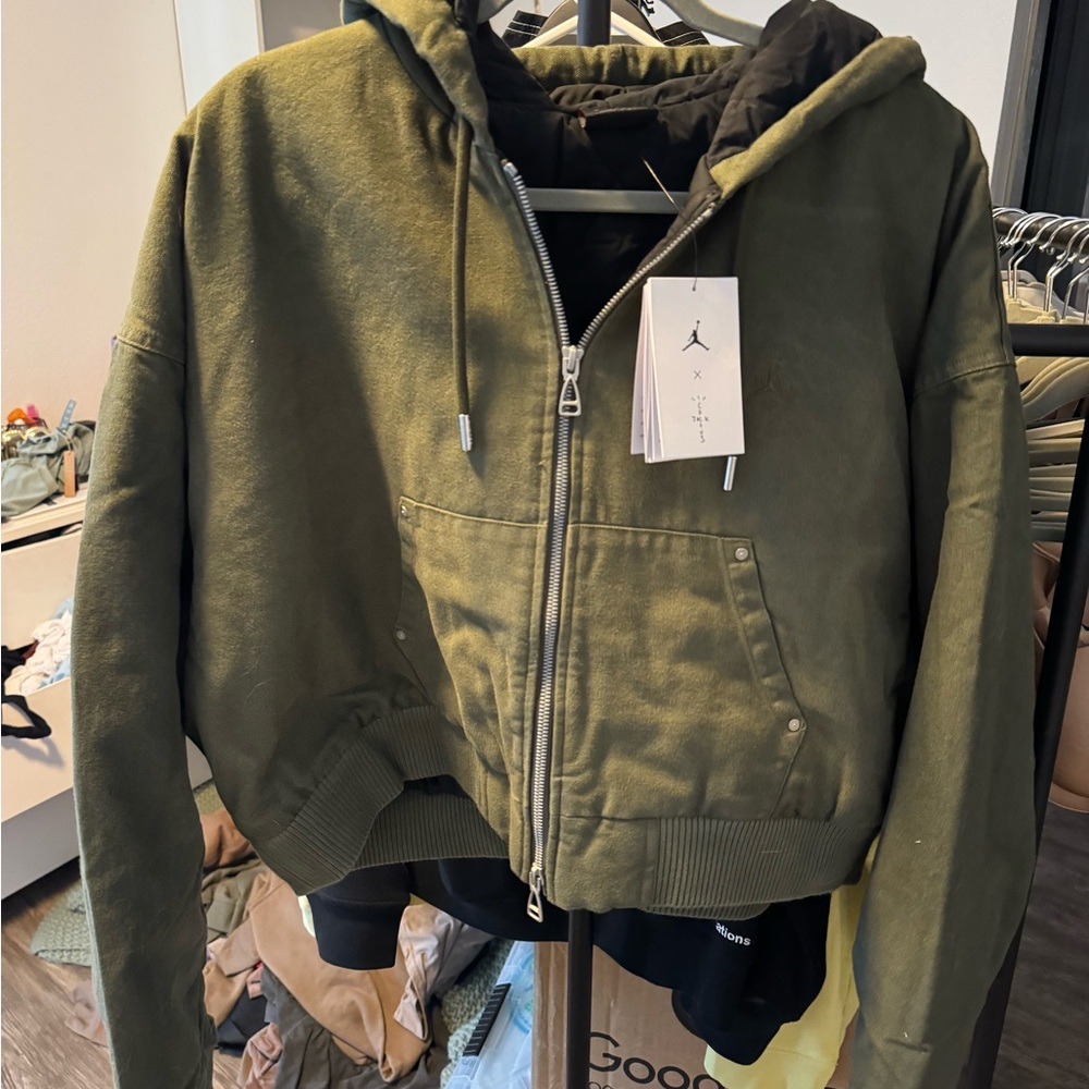 Size XL - Women’s Travis Scott x Jordan Canvas Jacket in Cargo Khaki
